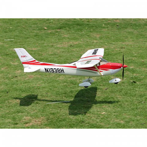 Самолет Cessna 182 на радиоуправлении (красный) - рис 3.