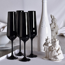 Набор бокалов для шампанского из черного стекла (4 шт)