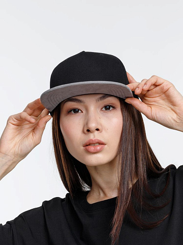 Бейсболка Foreside с прямым козырьком, черная с серым - рис 6.