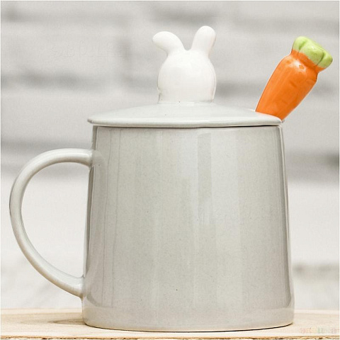 Кружка подарочная "Зайчик и ложка морковка" (серая) - рис 4.