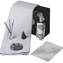 Подарочный набор с пледом, свечой и диффузором, серый