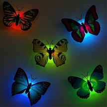 Светящаяся бабочка