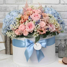 Цветы в коробке Blue Light XL (30см)