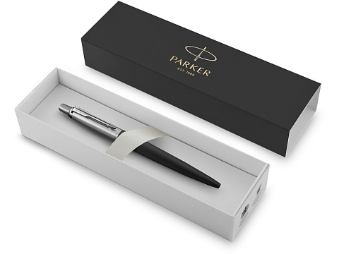 Шариковая ручка Parker Jotter Essential, Satin Black CT, стержень: M, цвет чернил : blue или black - рис 3.