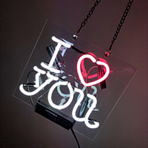 Неоновый настенный светильник "I love you"