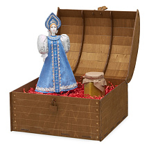 Подарочный набор: кукла фарфоровая, крем-мед, голубой